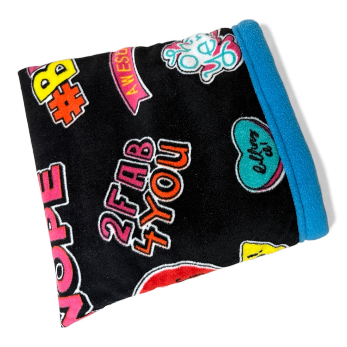 Flisinis guolis–miegmaišis jūrų kiaulytei – juodas su šūkiais