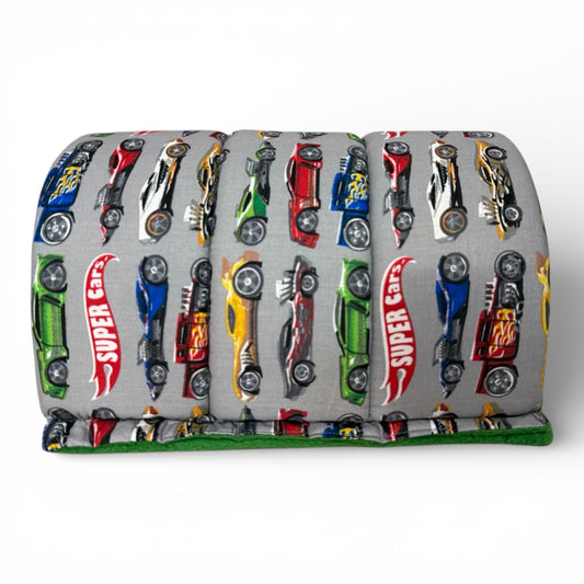 Šiltnamis – tunelio formos flisinis guolis jūrų kiaulytei, žalias su mašinom