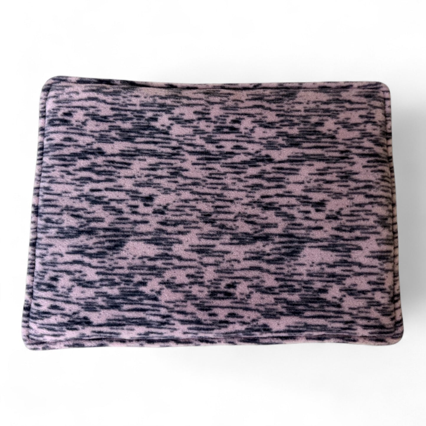 Jūrų kiaulyčių guolių komplektas „Rožinis miražas“ – tuneliukas, miegmaišis, Pufas ir pagalvėlė