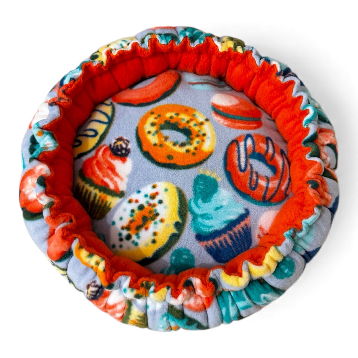 Flisinis guolis „Pufas“ jūrų kiaulytei | Oranžinis su raštu