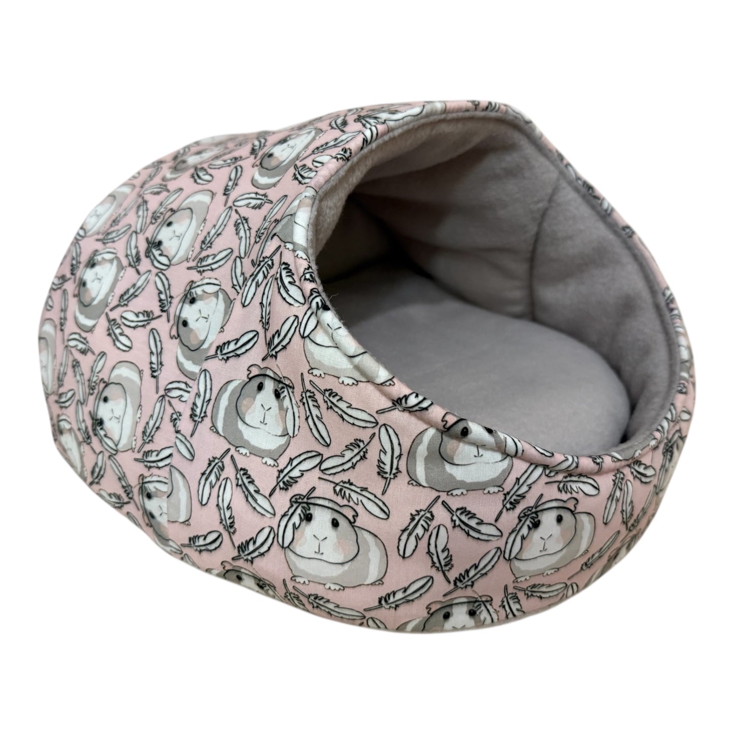 Karieta – flisinis guolis jūrų kiaulytei su žaismingu raštu