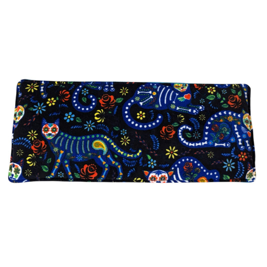 Palangės pagalvėlė katėms – flisinis guolis ant palangės | Juoda su raštu