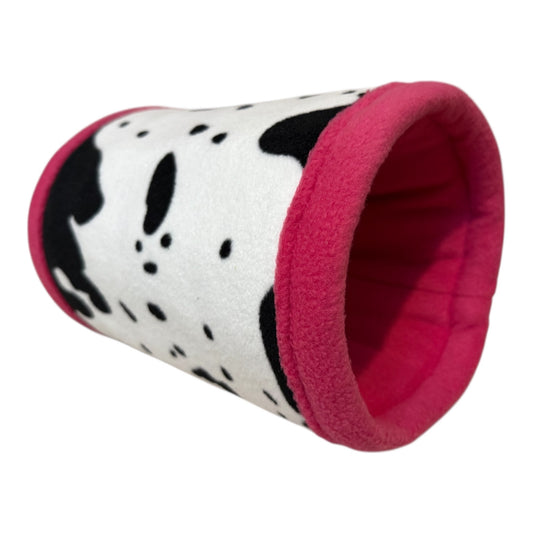 Flisinis tuneliukas jūrų kiaulytei – rožinis su karvės raštu