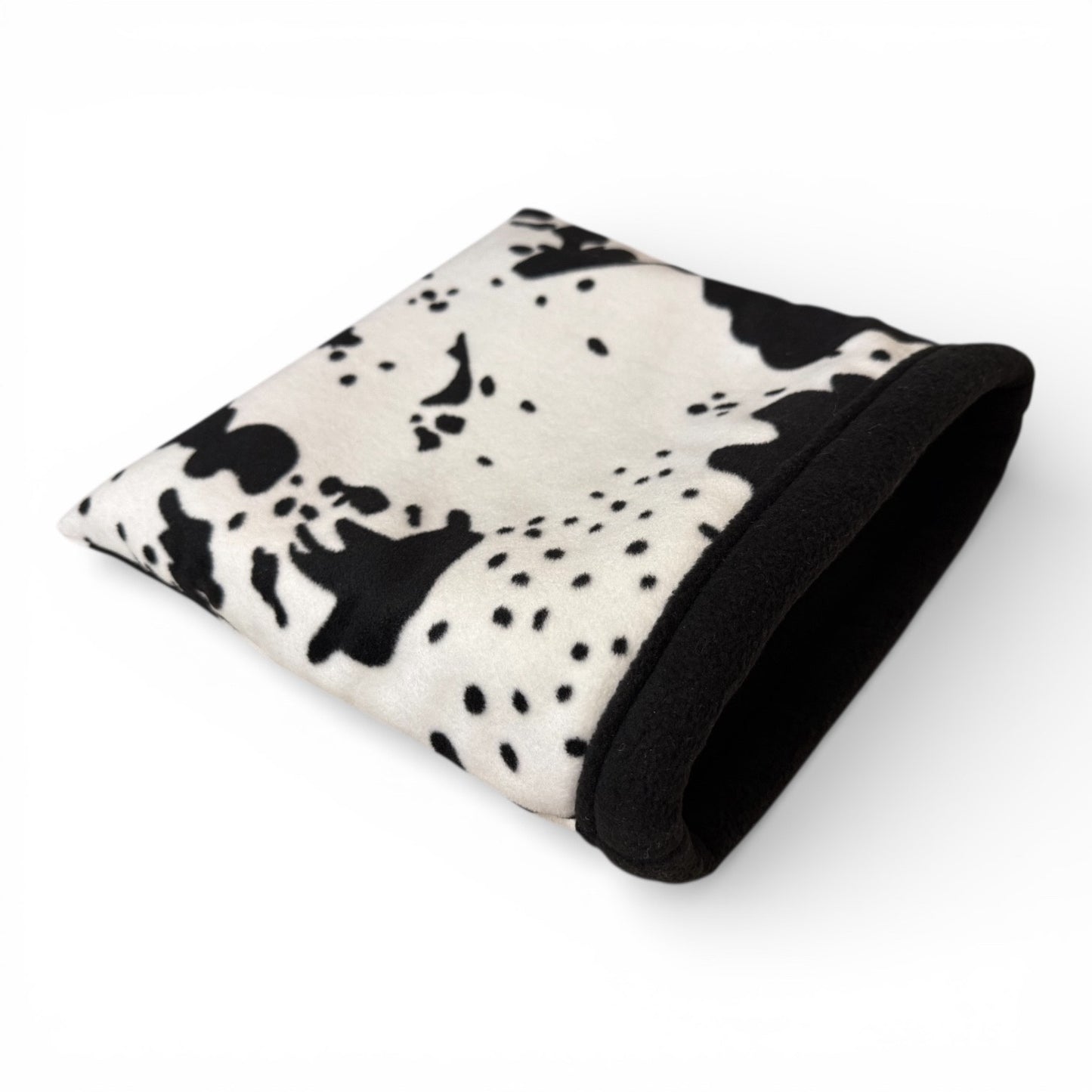 Flisinis guolis–miegmaišis jūrų kiaulytei – juodas su karvės raštu